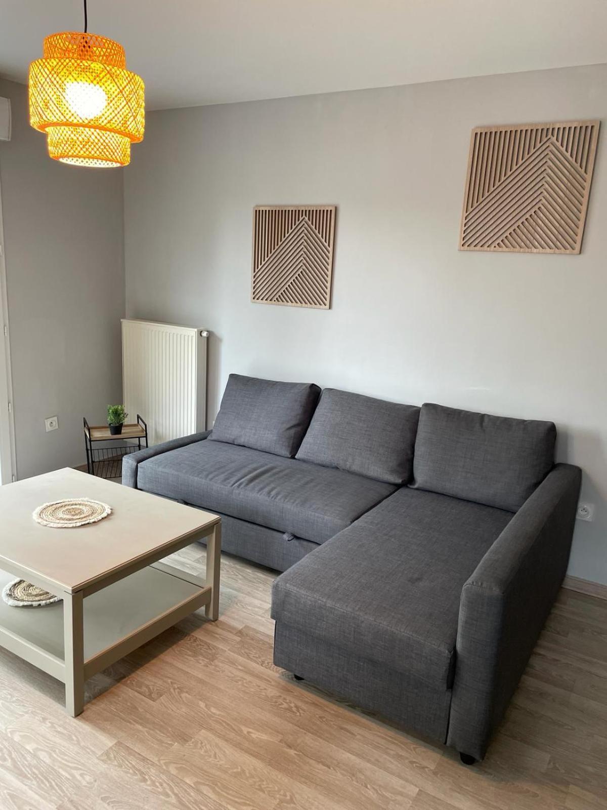 Appartement 2 Chambres Avec Terrasse Et Garage Saint-Andre-lez-Lille Exterior foto